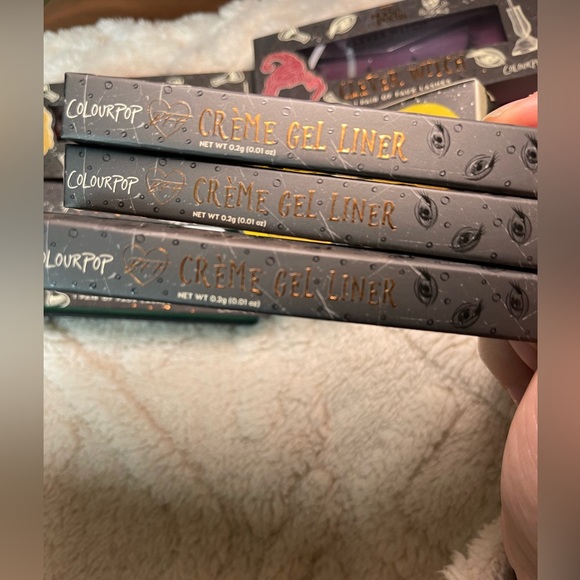 Hocus Pocus Makeup Collection - Picture 3 of 8